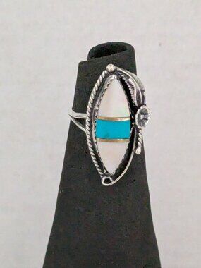 Vintage Sterling Silver Native American Signed SC MOP Turquoise Ring Size 5.75